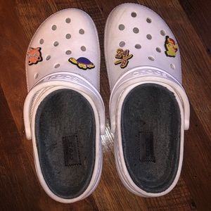 Worn Crocs w Jitbits